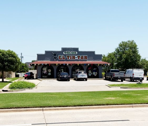 Former freestanding restaurant